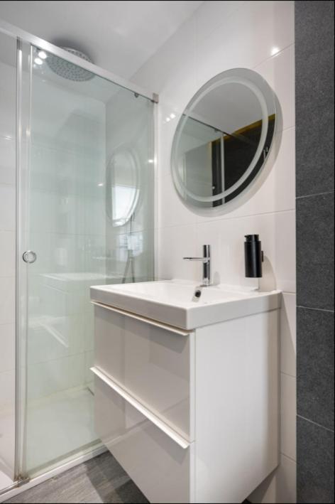 The Black&White Apartment Торремолинос Экстерьер фото